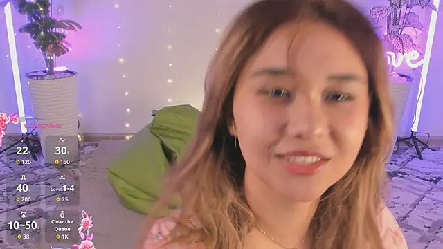 larabae online show from February 10, 2026, 8:35 pm