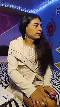 Selena Nova online show from April 6, 2026, 5:08 am