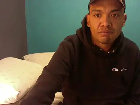 Snapshot of latinomoreno95 chatting on January 9, 2026, 5:26 pm latinomoreno95 online show from January 9, 2026, 5:26 pm