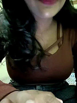 Snapshot of Aanurani chatting on February 16, 2026, 7:54 pm Aanurani online show from February 16, 2026, 7:54 pm