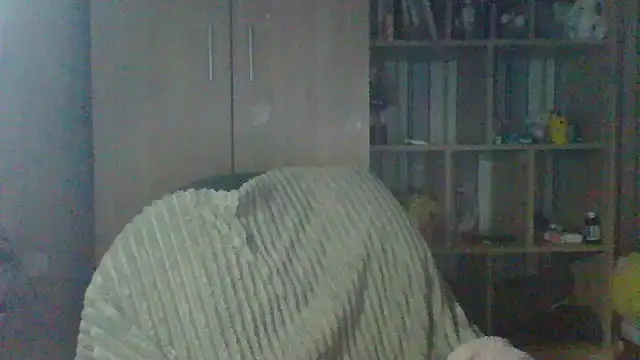 VikiLove765 online show from February 5, 2026, 6:34 pm