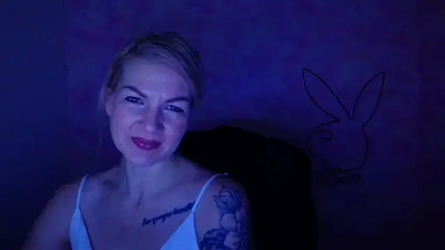 Madonna Fire online show from January 9, 2026, 12:41 pm