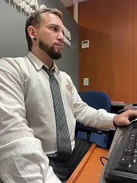 Chubandchaser online show from March 18, 2026, 11:08 pm