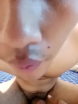 Reynalx online show from March 26, 2026, 7:36 am