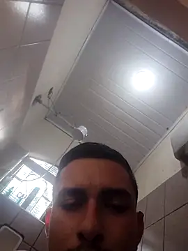 Fefe2805 online show from April 24, 2026, 7:05 pm