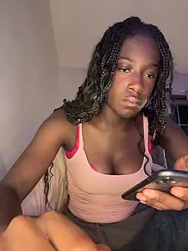 CookiesNcreaming online show from June 10, 2026, 2:01 am