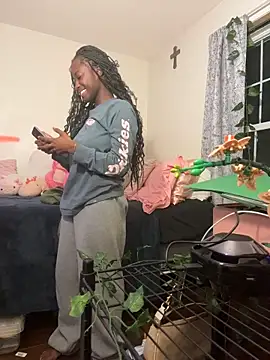 CookiesNcreaming online show from June 14, 2026, 2:24 am