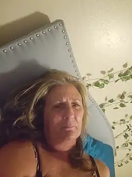 HotAzMilf online show from April 13, 2026, 4:51 am