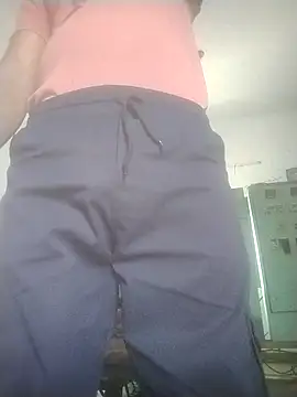 sexyboy 917 online show from May 25, 2026, 9:37 am