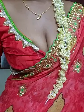 Snapshot of tamil-Diya90 chatting on May 5, 2026, 7:00 pm tamil-Diya90 online show from May 5, 2026, 7:00 pm