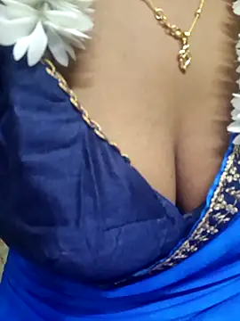 Snapshot of tamil-Diya90 chatting on May 19, 2026, 6:03 pm tamil-Diya90 online show from May 19, 2026, 6:03 pm