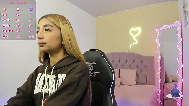 IRINA TAY1 online show from January 14, 2026, 3:01 am