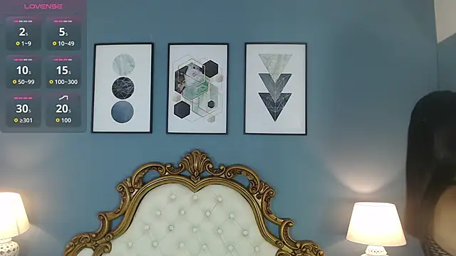 ArianaRouge online show from January 13, 2026, 12:10 pm