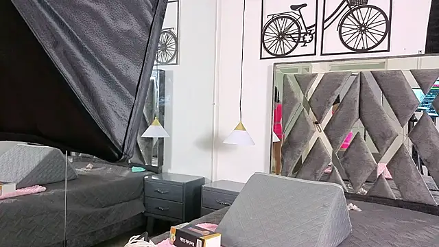 Snapshot of SalomeWilson chatting on January 10, 2026, 8:21 pm SalomeWilson online show from January 10, 2026, 8:21 pm