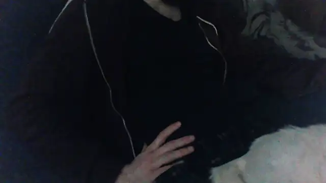 Snapshot of KaelNox chatting on April 22, 2026, 2:51 pm KaelNox online show from April 22, 2026, 2:51 pm