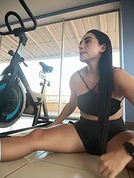 RoseOnYou online show from March 19, 2026, 9:41 pm