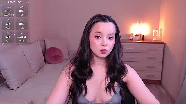 lia hetty online show from April 11, 2026, 1:37 pm