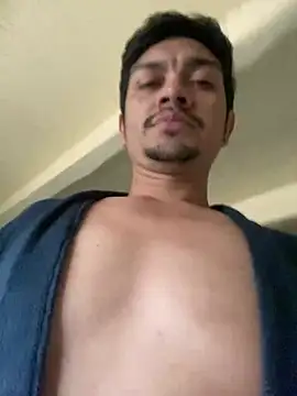 GostosoRS25 online show from July 12, 2026, 5:59 pm