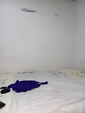 Snapshot of IIv0ryN0IIReX-XX chatting on March 1, 2026, 1:35 pm IIv0ryN0IIReX-XX online show from March 1, 2026, 1:35 pm