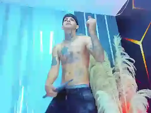 Snapshot of Sam_sexy_35 chatting on February 8, 2026, 12:25 am Sam sexy 35 online show from February 8, 2026, 12:25 am