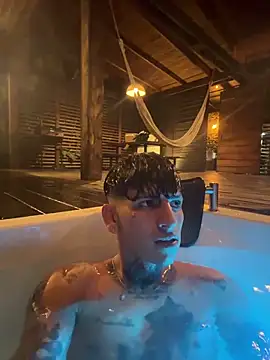 Snapshot of Sam_sexy_35 chatting on February 23, 2026, 5:05 am Sam sexy 35 online show from February 23, 2026, 5:05 am