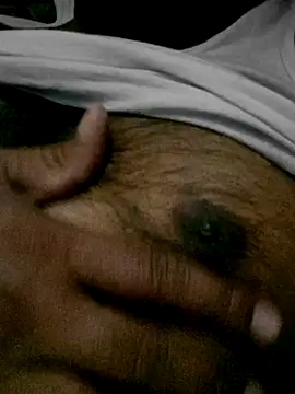 Snapshot of Lucky___05 chatting on July 18, 2026, 5:50 pm Lucky 05 online show from July 18, 2026, 5:50 pm