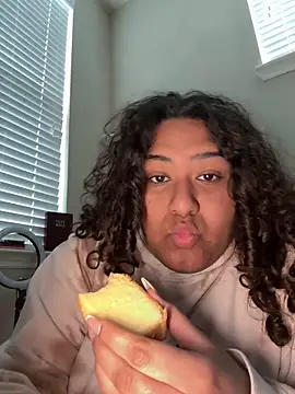 Snapshot of Angeliccreamyrican chatting on February 28, 2026, 4:08 pm Angeliccreamyrican online show from February 28, 2026, 4:08 pm