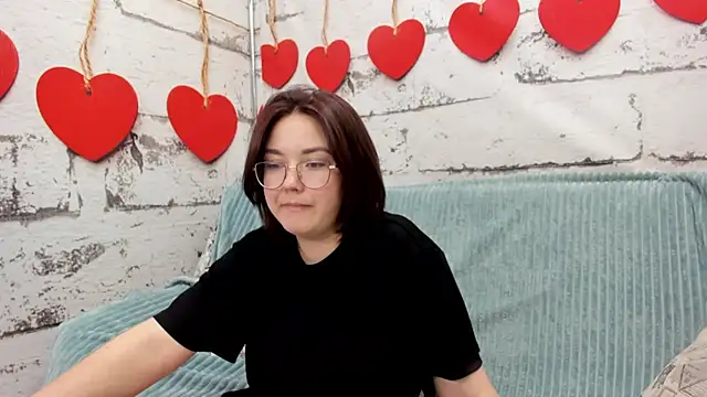 Snapshot of Sweetie_Rozzy chatting on May 6, 2026, 1:25 am Sweetie Rozzy online show from May 6, 2026, 1:25 am