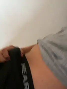 Snapshot of lzinho9153 chatting on January 13, 2026, 11:48 am lzinho9153 online show from January 13, 2026, 11:48 am