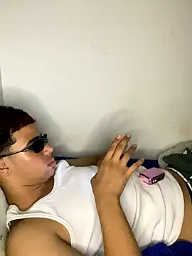 Snapshot of lzinho9153 chatting on February 9, 2026, 3:10 am lzinho9153 online show from February 9, 2026, 3:10 am