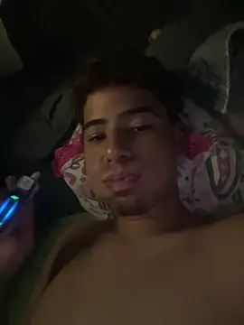 Snapshot of lzinho9153 chatting on March 9, 2026, 4:27 am lzinho9153 online show from March 9, 2026, 4:27 am