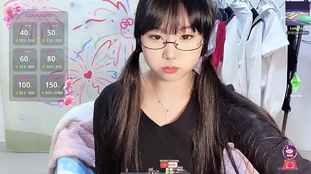 xiaoguai99 online show from March 31, 2026, 2:35 am