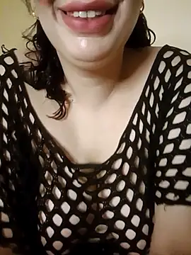 Snapshot of charmoutak_nada chatting on June 7, 2026, 9:29 pm charmoutak nada online show from June 7, 2026, 9:29 pm