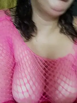 Snapshot of charmoutak_nada chatting on August 2, 2026, 9:57 pm charmoutak nada online show from August 2, 2026, 9:57 pm