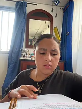 Selene Voon online show from April 20, 2026, 8:43 pm