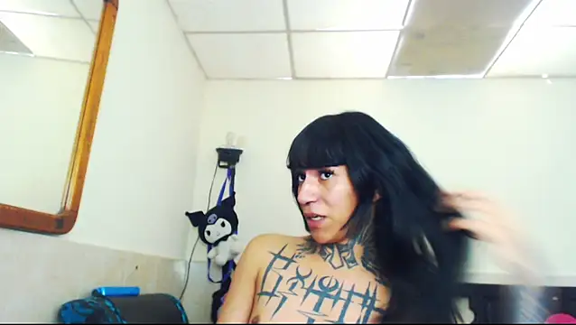 Snapshot of jazmin_wolf chatting on March 17, 2026, 5:05 pm jazmin wolf online show from March 17, 2026, 5:05 pm