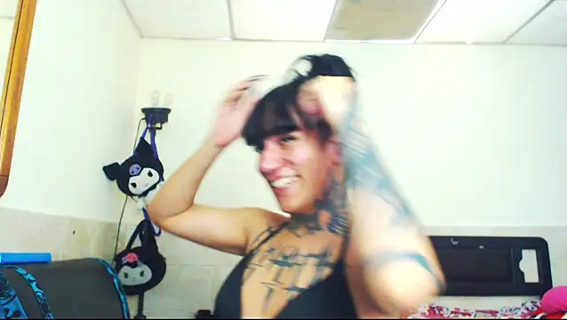 Snapshot of jazmin_wolf chatting on April 8, 2026, 4:51 pm jazmin wolf online show from April 8, 2026, 4:51 pm