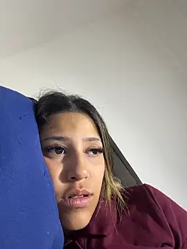 vicky bass  online show from May 6, 2026, 1:14 am