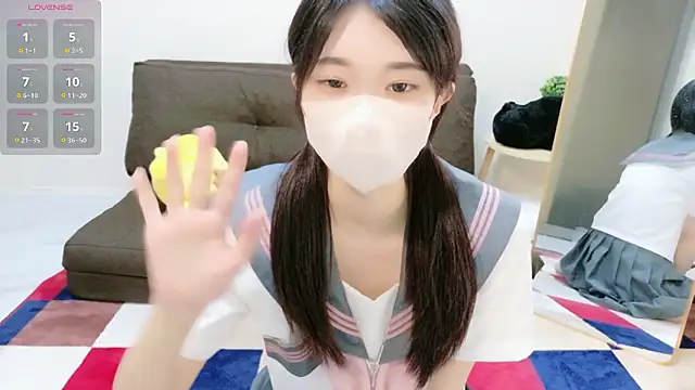 Snapshot of Rui-chaaan chatting on May 2, 2026, 7:46 am Rui-chaaan online show from May 2, 2026, 7:46 am