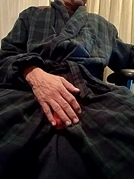 DucesWild23 online show from January 8, 2026, 4:04 am