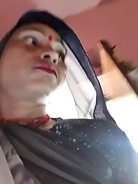 lodhi8080 online show from March 3, 2026, 5:24 am