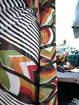 Snapshot of Meena_Meenakshi chatting on March 2, 2026, 5:08 am Meena Meenakshi online show from March 2, 2026, 5:08 am