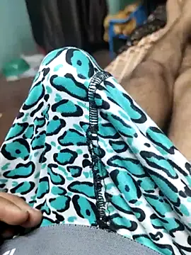 8inchhere online show from March 4, 2026, 6:03 pm