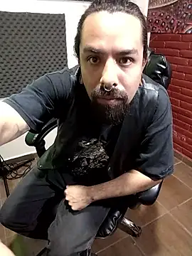 Snapshot of Chacon_Quintana666 chatting on January 7, 2026, 9:39 pm Chacon Quintana666 online show from January 7, 2026, 9:39 pm