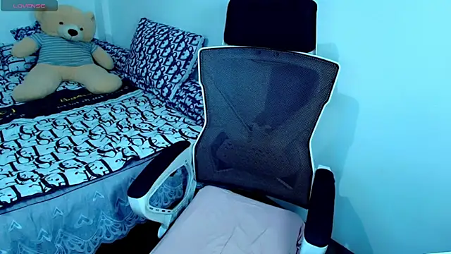 Snapshot of heavenmadechloe chatting on February 1, 2026, 9:30 am heavenmadechloe online show from February 1, 2026, 9:30 am