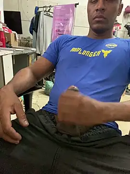 Snapshot of Betobob chatting on February 13, 2026, 10:44 am Betobob online show from February 13, 2026, 10:44 am