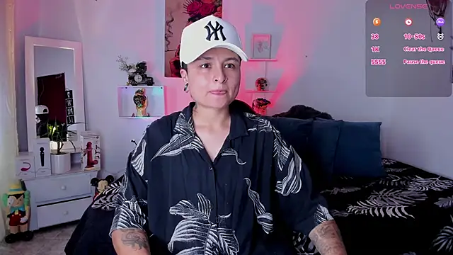 Zury Ramirez online show from February 16, 2026, 8:27 pm