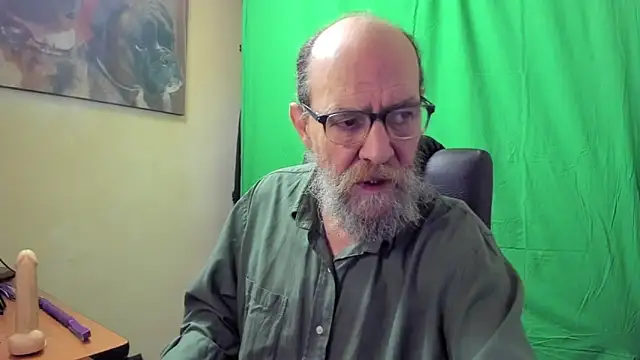 Uncle Hottie online show from April 15, 2026, 4:58 pm