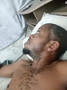 Snapshot of Negaomalinha1 chatting on January 10, 2026, 1:46 pm Negaomalinha1 online show from January 10, 2026, 1:46 pm