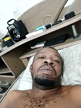 Snapshot of Negaomalinha1 chatting on January 15, 2026, 12:21 pm Negaomalinha1 online show from January 15, 2026, 12:21 pm